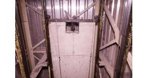 湖南电梯工程：电梯控制柜如何安装？